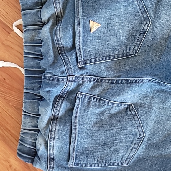 GUESS XS JOGGERS  Retail $86 - Picture 5 of 6